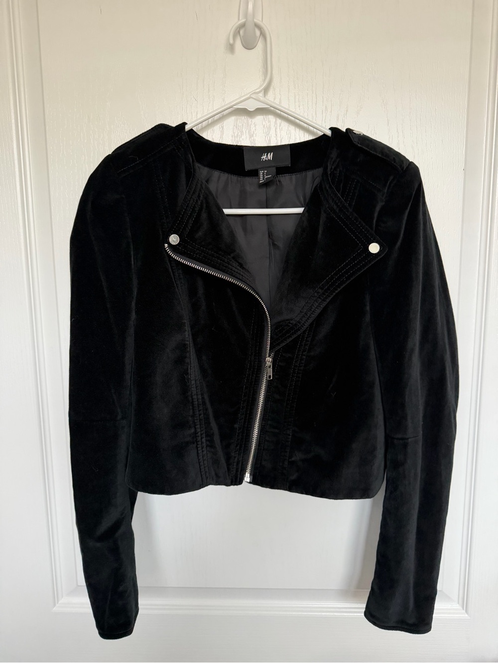 H&M Black Velvet Cropped Moto Jacket